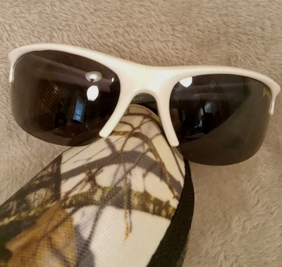 Strike King 白色冰光学偏光钓鱼太阳镜防紫外线白色美国 — 第 1/4 张图片