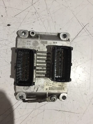 0261207422  CENTRALINA MOTORE OPEL AGILA A 1.0 B 24456864 - Immagine 1 di 4