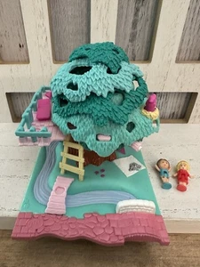 Juego de 2 figuras de muñeca Bluebird 1994 vintage Polly Pocket Pollyville Tree House - Imagen 1 de 9