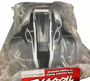 Traxxas 5851L - Slash 2WD/VXL/4x4 Body - Picture 1 of 2