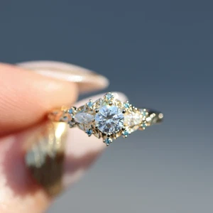 18k Yellow Gold IGI Certified Lab Grown Diamond Wedding Ring 1.10 Ct Round Cut - Picture 1 of 7