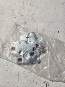 59 60 61 62 63 64 65 66 67 68 69-74 Impala Chevelle Nova Camaro cierre tapa maletero - Imagen 1 de 2