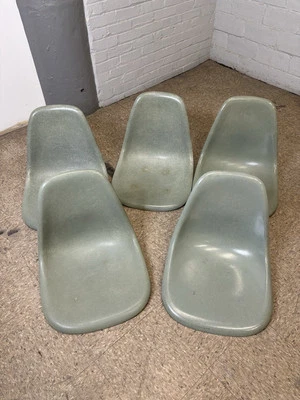 5 Herman Miller Seafoam green Eames Side Chair Shell - Image 1 of 4