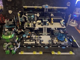 LEGO 70165 Ultra Agents Mission HQ 95 % Complete