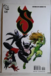 DC Comic Gotham City Sirens Issue #19 "Behind the Bat, Behind the Clown" - Picture 1 of 6