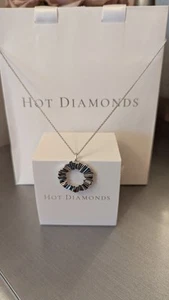 Hot Diamonds Sterling Silver Pendant Necklace 18in Length - Picture 1 of 3