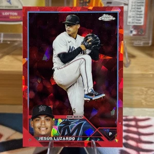 2022 Topps Chrome Sapphire Jesus Luzardo 2/5 Red Sapphire #563 - Imagen 1 de 3