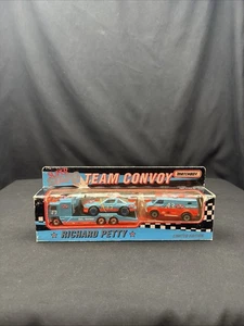 1992 Matchbox Super Stars Richard Petty STP Team Convoy 1:64 3-Car Set VTG - Picture 1 of 22