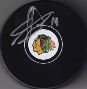 BECKETT JONATHAN TOEWS SIGNED CHICAGO BLACKHAWKS LICENSED LOGO PUCK 1W806449 - Picture 1 of 2