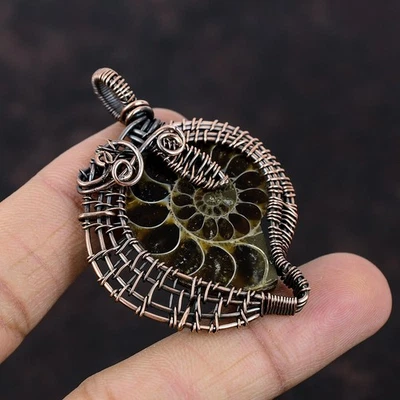 Oferta del Día de las Hijas Amonita Fósil Piedras Preciosas Alambre de Cobre Colgante Joyería Foto 1 de 4