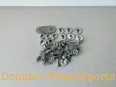 Kit de parafusos de plástico para-lamas Suzuki RMZ250 22-25 RMZ450 18-22 FABRICANTE DE EQUIPAMENTO ORIGINAL 187 - Imagem 1 de 3