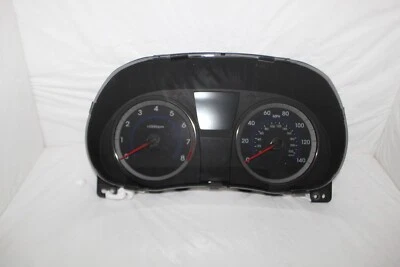 Cuadro de instrumentos velocímetro Hyundai Accent 2012-2014 panel de instrumentos 6.959 millas Foto 1 de 4