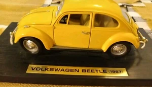 Road Tough 1:18 Scale Yellow 1967 Volkswagen VW Beetle # 92078 Used - Picture 1 of 14