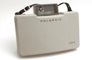 Polaroid Land Camera Automatic 104 mit Trageriemen - Picture 1 of 3