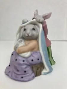 Fitz & Floyd Enchanted Forest Holiday Hamlet Blessed Mother Porzellan Figur - Bild 1 von 17