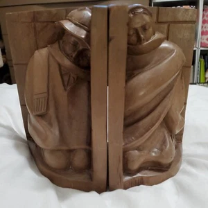 Hand Carved Wood Latin American Mexico Bookends Man Woman Leaning Wall Vintage - Picture 1 of 7