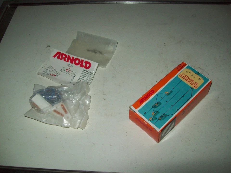 ✅ Arnold 7220 - 2 Weichenschalter mit ovp , unbenutzt  #104 — 第 1/1 张图片
