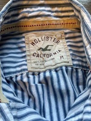 Men’s Hollister Button Down Strip Dress Shirt Blue and White Size Medium - Image 1 of 4