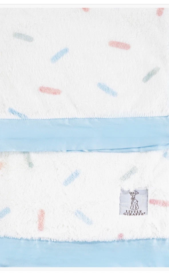 NUEVA MANTA DE BEBÉ $100 Little Giraffe Luxe piel sintética salpicaduras blanco azul Foto 1 de 1