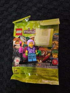 Lego Series 19 Minifigures 71025 Dog Sitter Fox Girl Bear Costume Gardener  - Picture 1 of 1