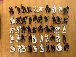 MPC 45mm Knights - 50 figures in black & white- good played with condition