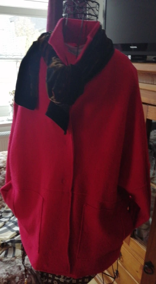 Backstage Mantel Jacke Poncho Überwurf Wolle Campari Rot Merinowolle 100% M L XL - Bild 1 von 4