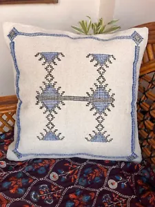 White Cactus Silk Pillow Cover 18X18,Moroccan Cushion, Moroccan Decorative Sabra - Picture 1 of 9