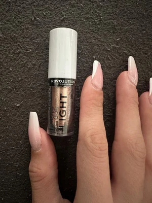 Makeup Revolution Eye Light Metallic Eyeshadow Neu Unbenutzt Ovp - Bild 1 von 2