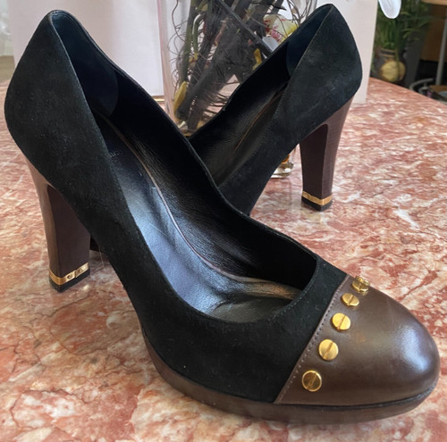 Décolleté Tory Burch oro borchie pelle scamosciata nero marrone tacco 4" taglia 10M usate in ottime condizioni $325