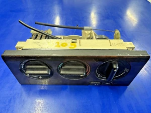 89 90 AUDI 80 - CLIMATE CONTROL UNIT 893959621 - Picture 1 of 5