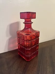 Godinger Vintage Red Glass Decanter with Stopper - Picture 1 of 4