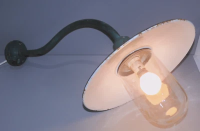 -BELLE ANCIENNE LAMPE de COUR TÔLE EMAILLEE COL de CYGNE  COLLECTION Déco   D - Photo 1/4