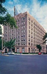 Ambassador Motor Hotel on West Wisconsin-Milwaukee, WI Vintage unbespielt - Bild 1 von 2