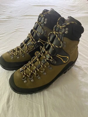 La Sportiva Karakorum Mountaineering Boots Men’s 10 EU 43 - New with Box - Image 1 of 4