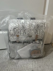 Petunia Pickle Bottom Axis Backpack Diaper Bag Winnie The Pooh - Picture 1 of 2