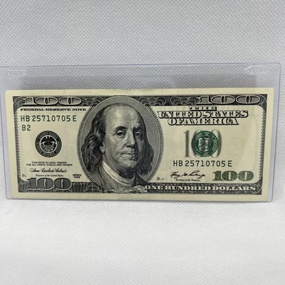 Series 2006 ~ US One Hundred Dollar Bill $100 ~ New York - HB 25710705 E - Image 1 of 4