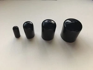 Assortimento di tappi terminali tondi in vinile nero (gomma) tubi 3 x 4 di ogni misura = 12 - Foto 1 di 1