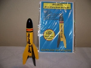 OLLIE-OOP BITTY BERTHA 4" Model Rocket, PRO- Built, Not Flown, NEW - Picture 1 of 5