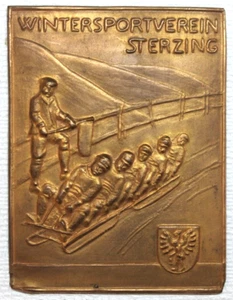 WINTERSPORTVEREIN STERZING 1910 PLACCA CON SCATOLA ANTIQUE BOBSLEIGH PLAQUE - Picture 1 of 4