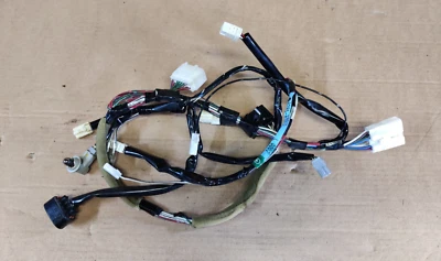 2000-2006 TOYOTA PREVIA ESTIMA 2.4 REAR TAILGATE BOOT LID WIRING LOOM HARNESS — 第 1/4 张图片