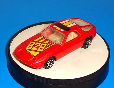 Unbranded 1 Loose Car Porsche 928 Mtflk Red China Base - Image 1 of 4