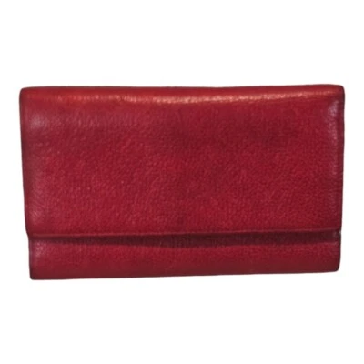 Cartera de mujer Neiman Marcus de cuero rojo con cremallera  Foto 1 de 4