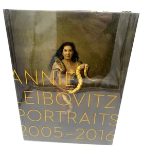 SIGNED Annie Leibovitz Portraits 2005-2016 Coffee Table Book w/ Dust Jacket - Picture 1 of 15