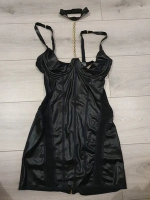 Vestido BN Ann Summers Negro Aspecto Húmedo Media Taza Gargantilla Cadena y Cremallera Talla Mdm 12-14 Foto 1 de 4