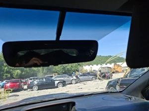Used Front Center Interior Rear View Mirror fits: 2018 Subaru Wrx w/automatic di - Picture 1 of 2