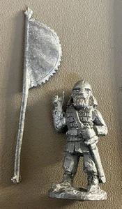 Vintage Asgard 25mm Historical V8 “ Viking Standard Bearer “ ! - Picture 1 of 2