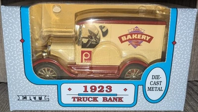 NEW ERTL 1923 Publix Die-Cast Metal Bakery Truck Bank 1992 Edition (1/25 Scale) - Image 1 of 4