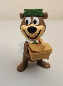 2017 Funko Yogi Bär mit Picknickkorb Figur 2,75" groß PVC - Bild 1 von 2