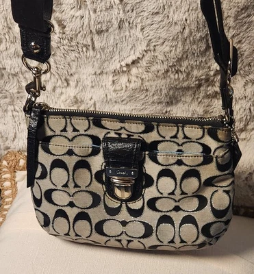 Cute Coach Small Signature Swingback Crossbody Pre-loved Purse - Image 1 of 4
