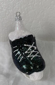 Adorno de cristal de mercurio - par de patines de hielo - grande - verde oscuro y blanco - Imagen 1 de 6